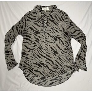 Cloth& Stone Anthropologie Zebra Print Blouse Button Down Size Large‎ Animal